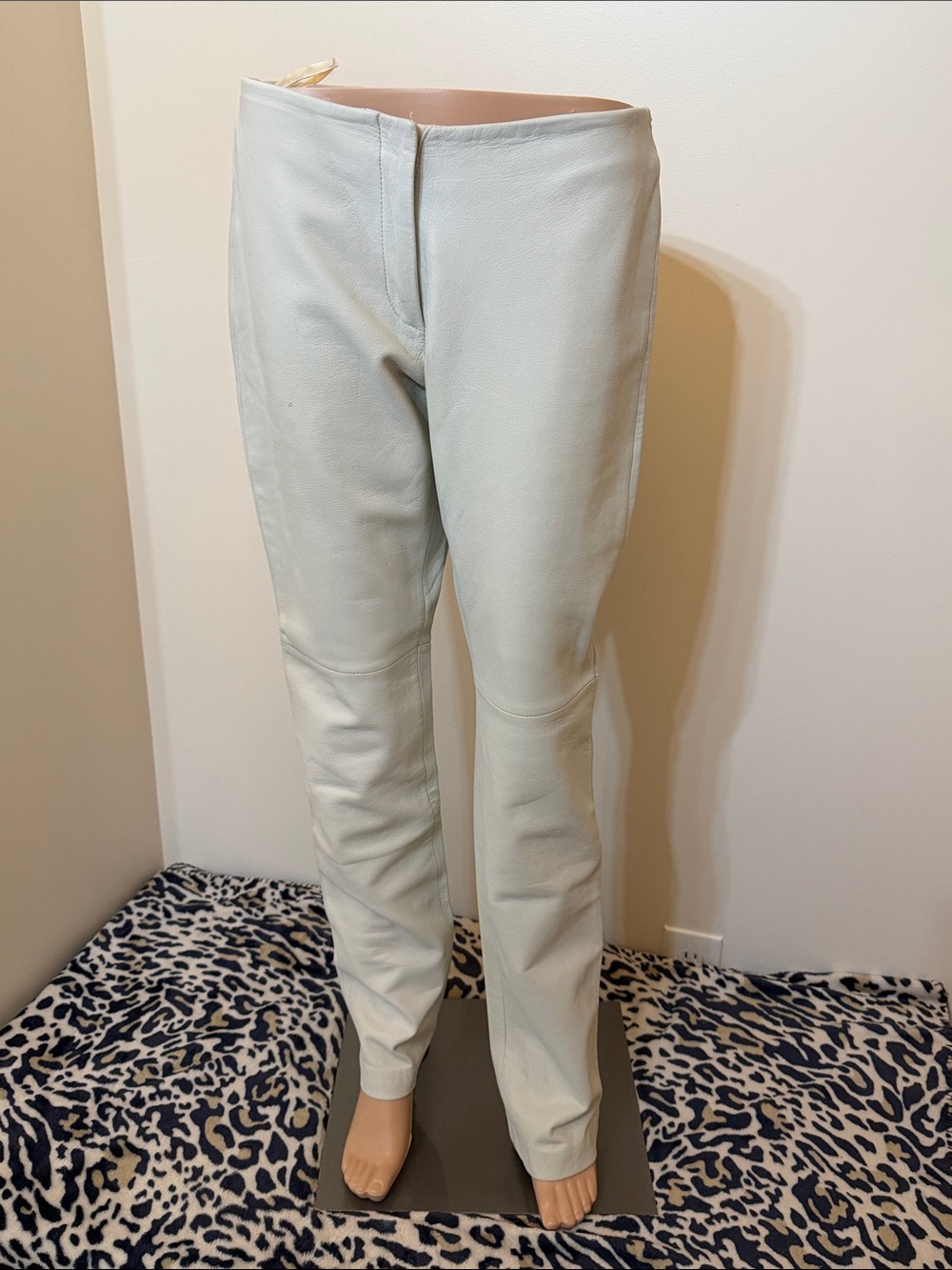 Boston Proper Off White Genuine Leather Pants Size 10 Like New